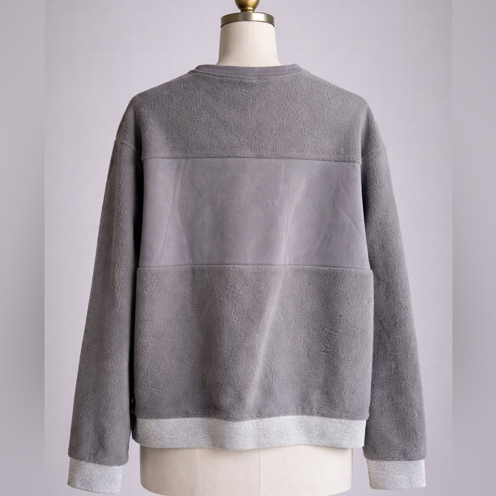 Nike Women's Two-Tone Gray Therma Sweatshirt XS - Picture 5 of 7